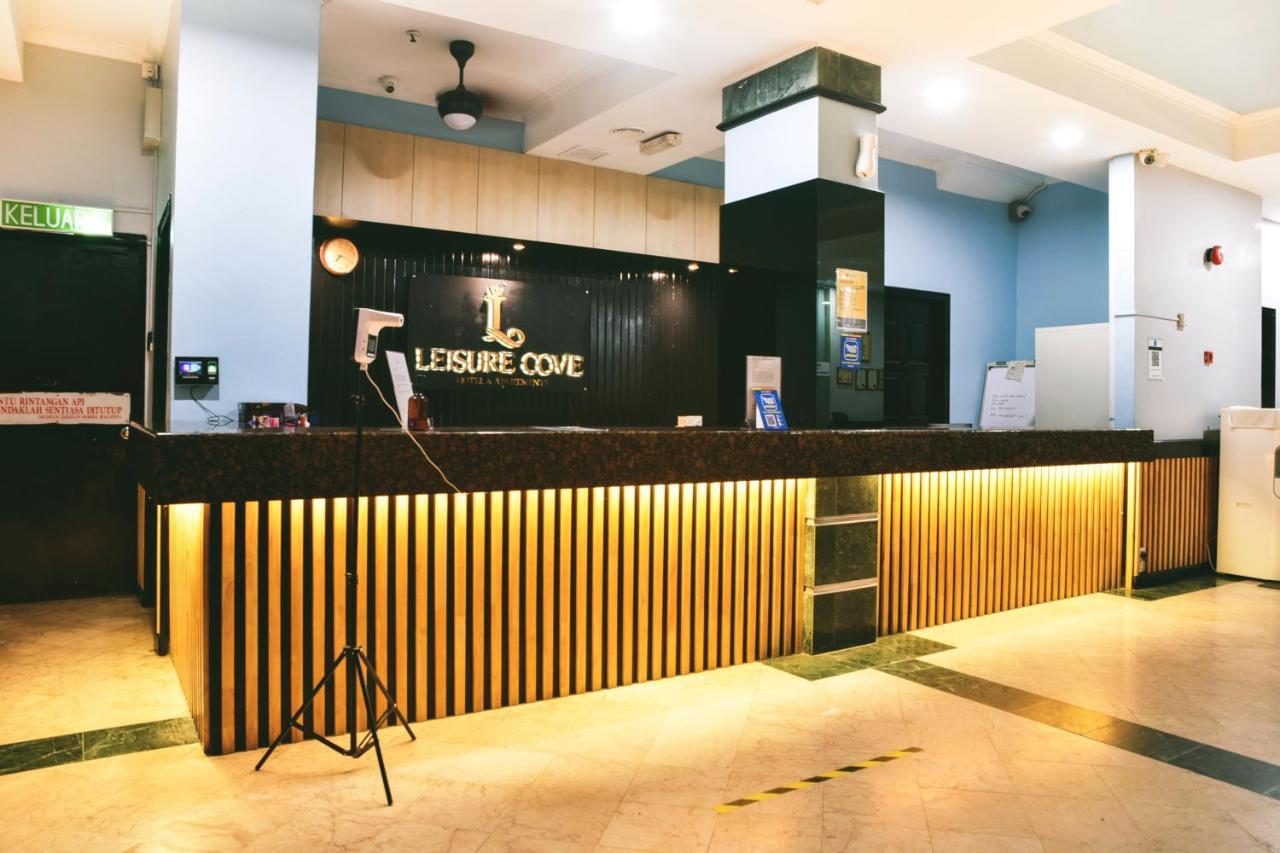 Leisure Cove Hotel And Apartments George Town Exterior photo